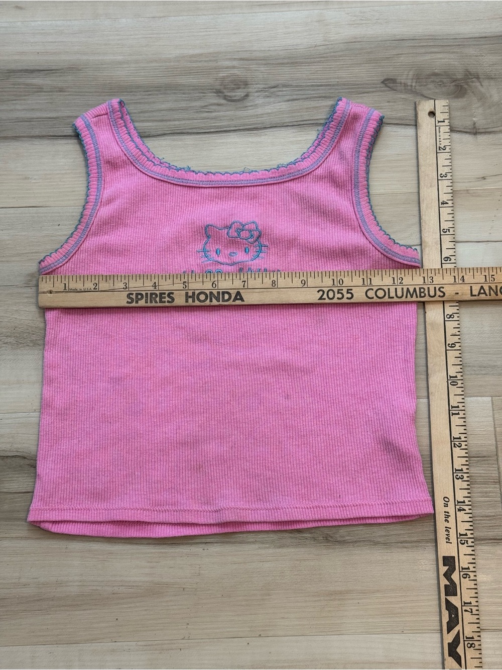 Y2K Hello Kitty Pink Ribbed Tank Top - Picture 3 of 3